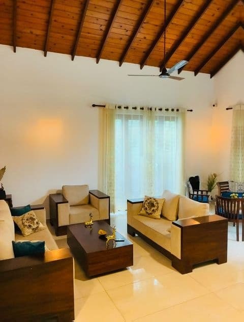 Modern 3-Storey Fully Furnished House for Rent Thunandahena