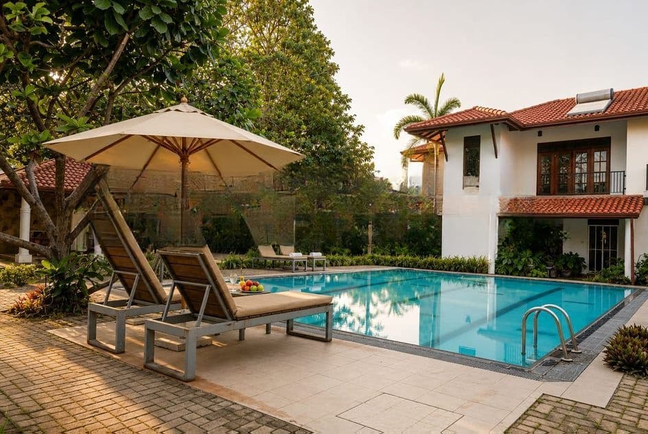 Beachside Tropical Villa for Rent in Negombo 🪂