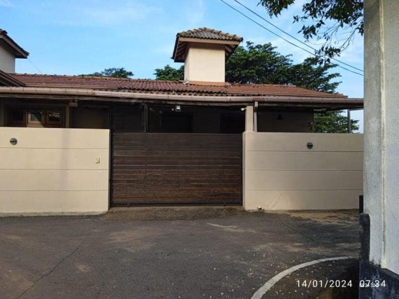 Boralesgamuwa house for sale