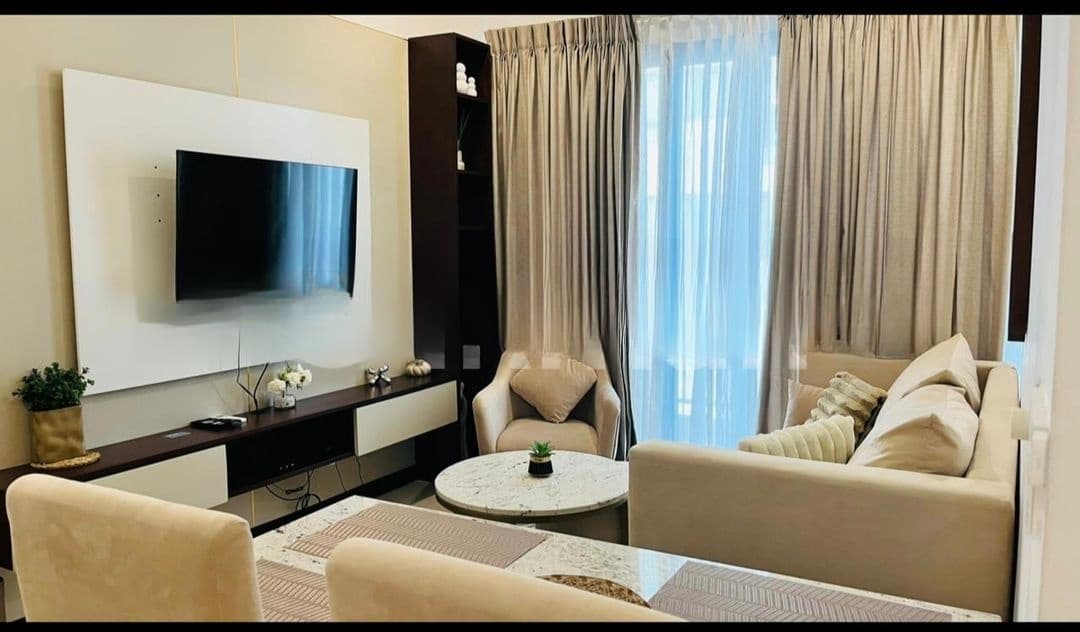 TRI-ZEN : 2-BR (775 SQFT) LUXURY APARTMENT FOR RENT IN COLOMBO 02