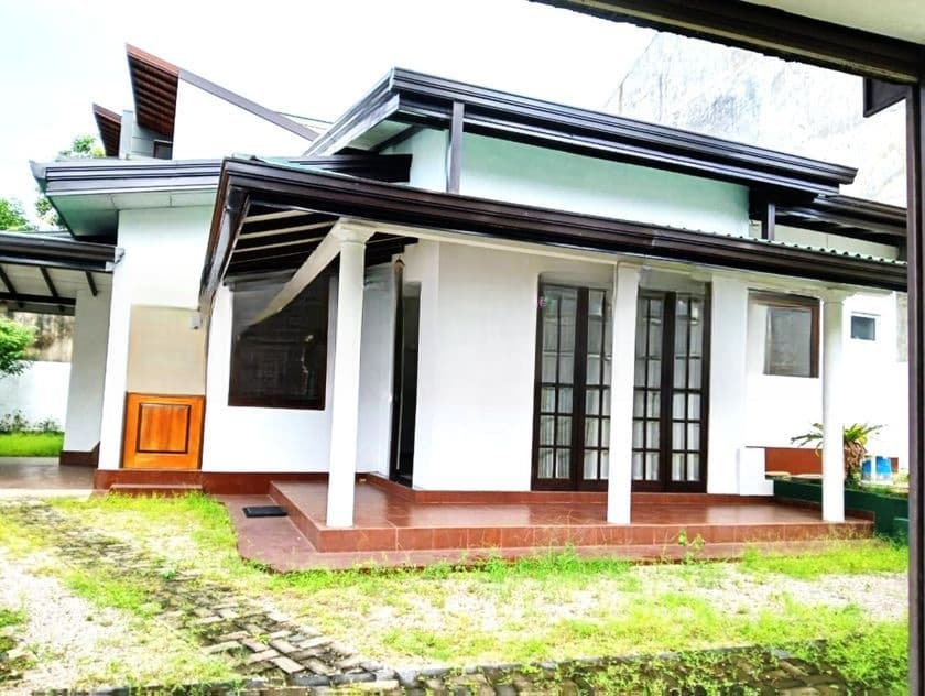 HOUSE FOR SALE IN NUGEGODA-HS-361