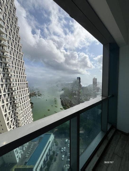 3 bed apartment at Capitol twin peaks
