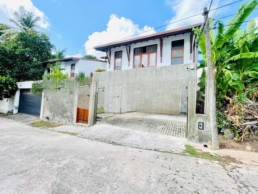 Modern Architect-Designed Luxury House for Sale – Wickramasinghepura