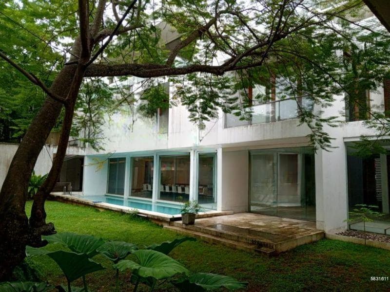 Modern Commercial Property (16,000 SQFT) for Rent in Colombo 3 for USD 20,000