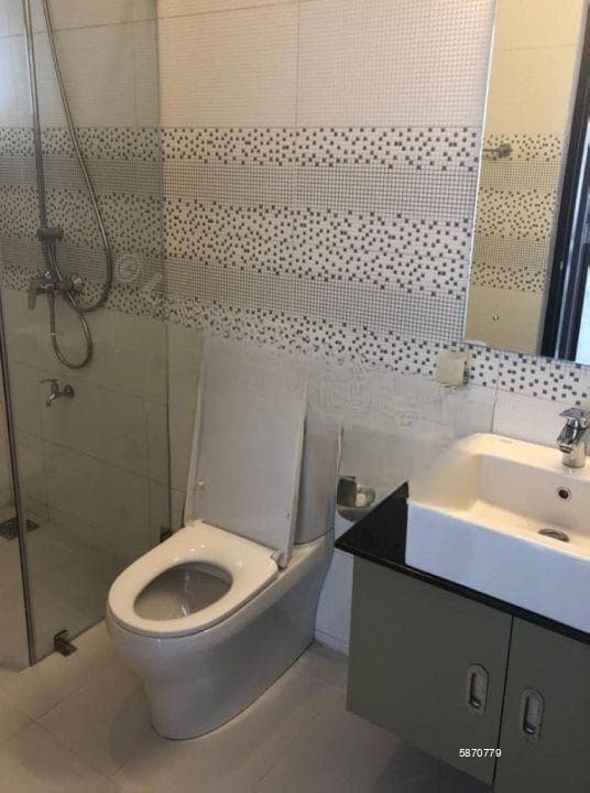 3 Bedroom 3 Bathrooms 1650 Sq. Ft. - 58 Mn.
