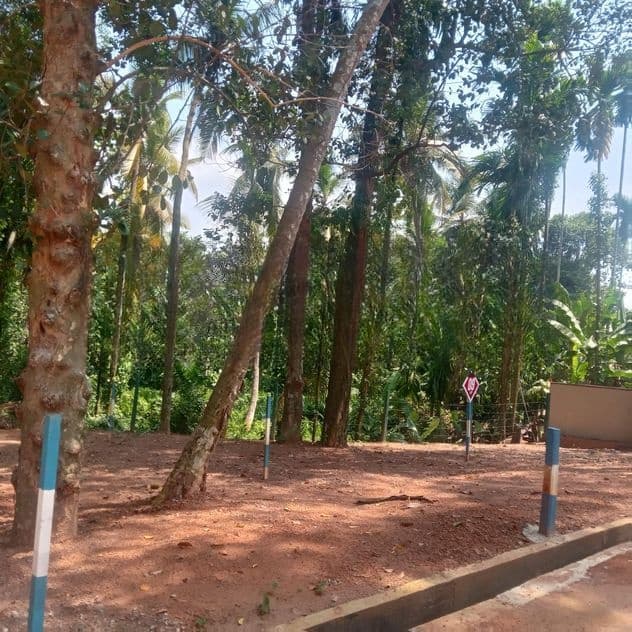 Kadawatha Town Land for Sale