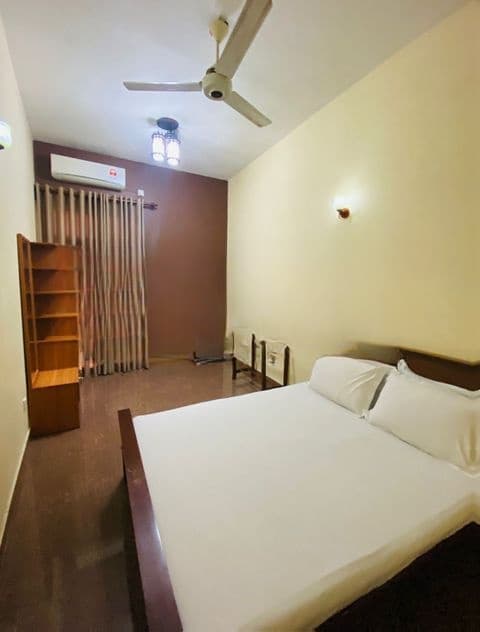 Kalubowila Apartment for Long-Term Rental. Code: (CSTR302)