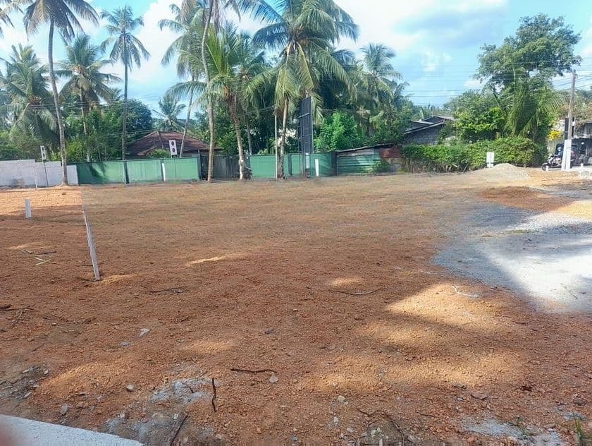 Luxury Land for Sale in Homagama Galawilawatte