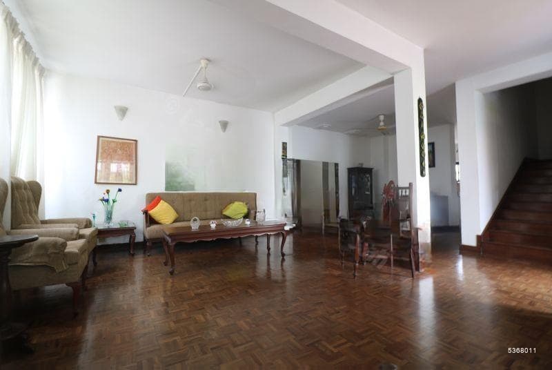 FOR SALE: Excellent 9.89 Perch Colombo 5 Investment Opportunity