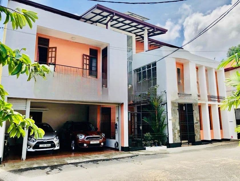 Pepiliyana Modern 3-Storey House for Sale Dehiwala