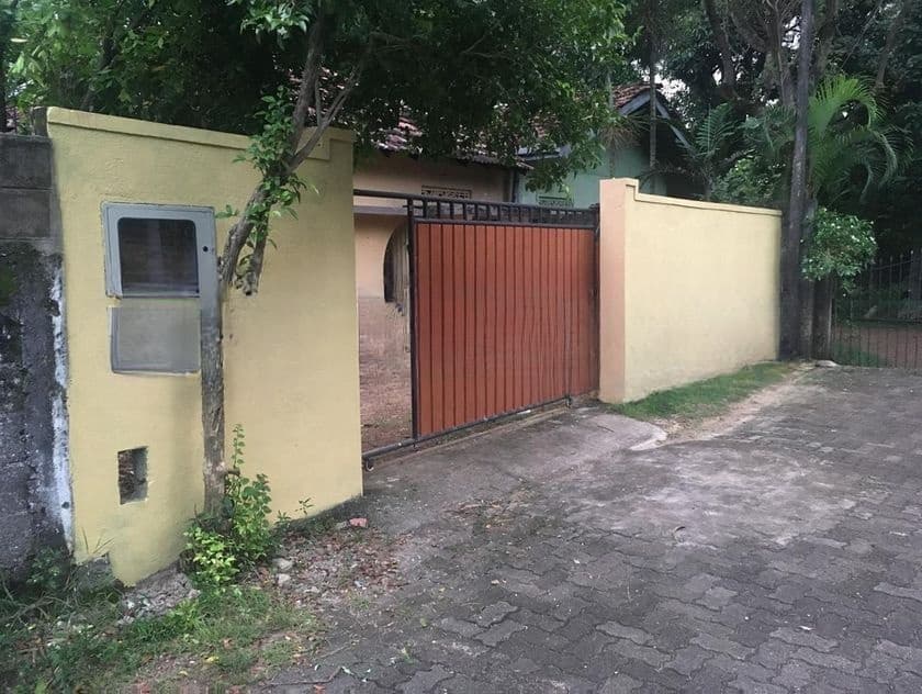 land value house for sale in vijerama Ds1809