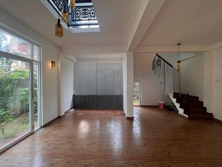 3 Storey New House in Nugegode