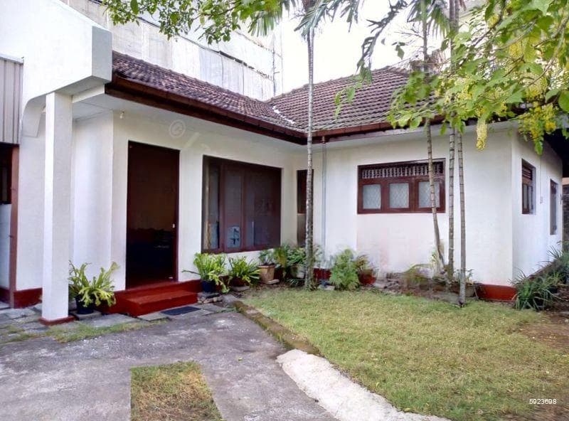 17.19P Commercial Property For Sale in Pita Kotte