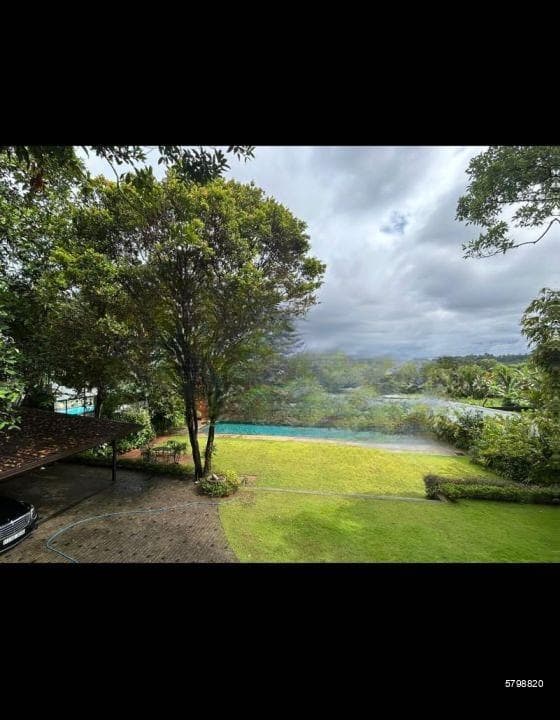 55.40 Perchers Land With 3 Storied Luxury House For Sale In Battaramulla, Near The Passport Office. ( 8000 Sqft House