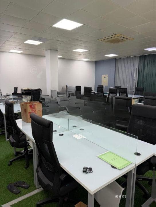 Office space/Kaduwela road/3000sqft/main road closer/for rent in Malabe.