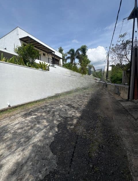 Super Luxury Two Storey House for Sale in Battaramulla Ds6700