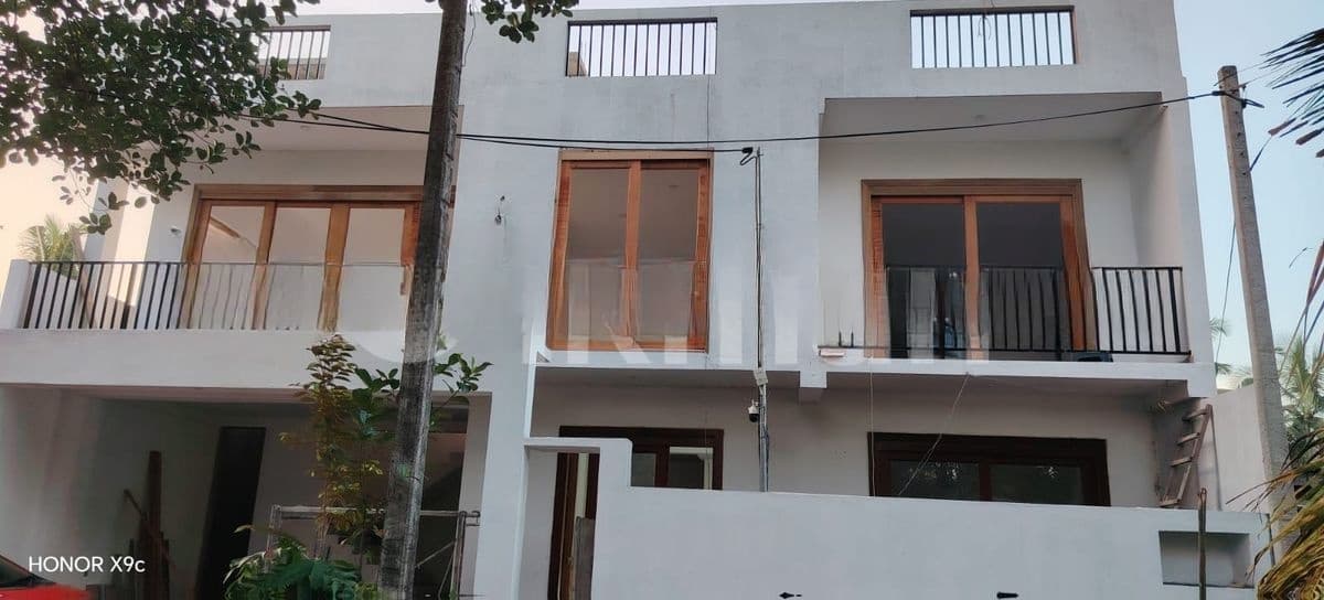 95 % Completed Brand New House For Sale In Boralesgamuwa