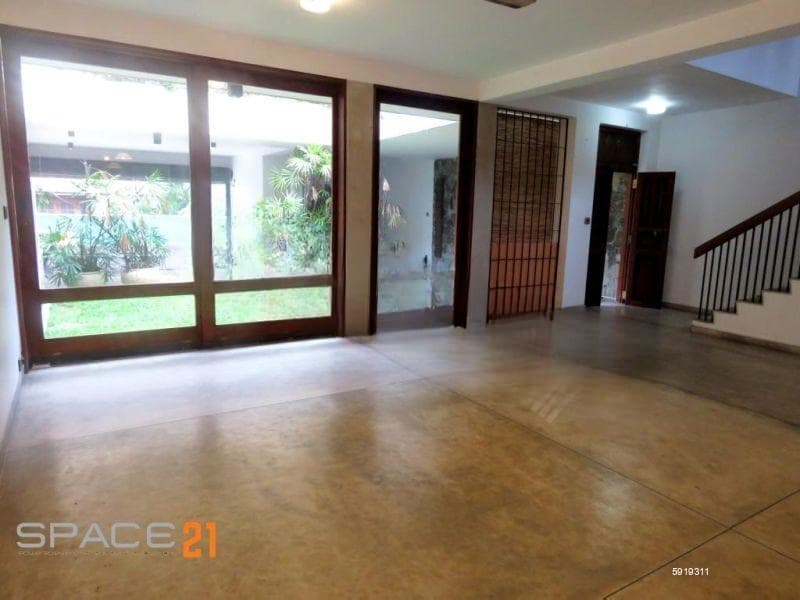 4 Bedroom unfurnished architectural design house for rent with Mada Midula in Nugegoda