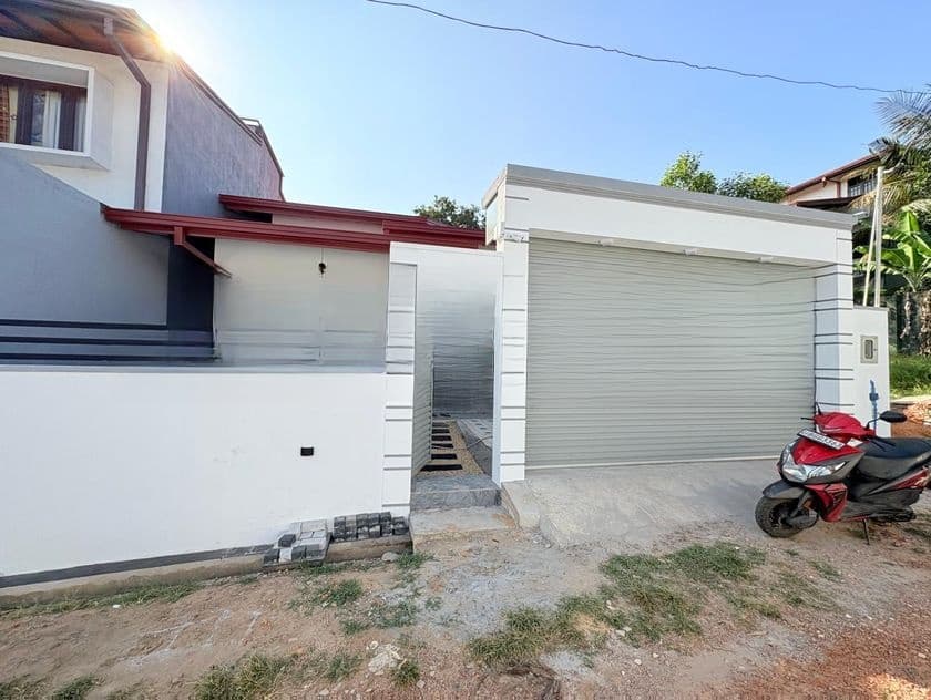 Brand New House For Sale Athurugiriya