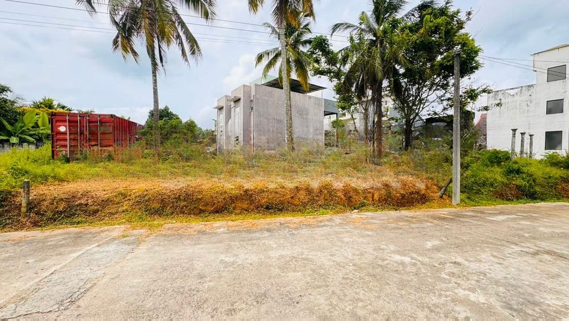 Kadawatha Eldeniya Prime Residential Land for Sale