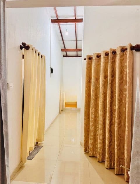 Tearzo 1st Floor Furnished House Kiribathgoda