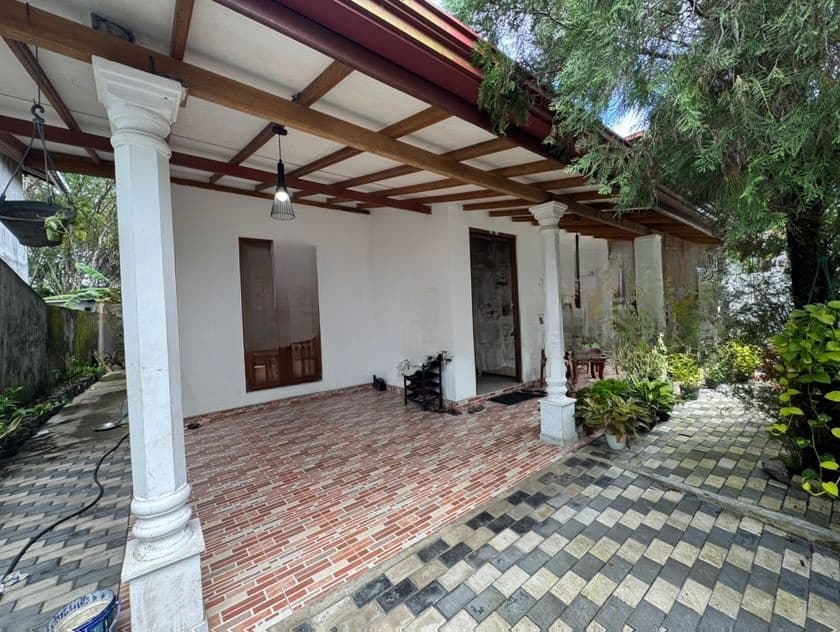 Beautiful New House for Sale in Piliyandala