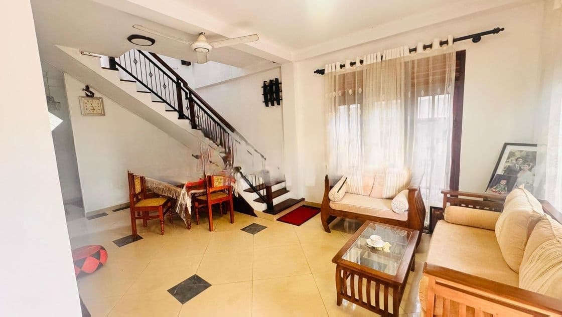 Super Elegant Two Storey House for Sale in Kadawatha
