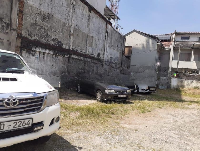Colombo 10, Vipulasena Mawatha 19.51 Perches of Land for Sale