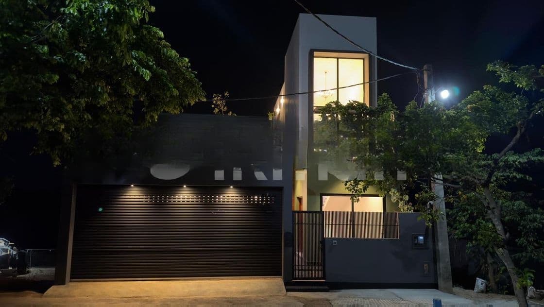Luxury Brand New 3 Story House for Sale Kottawa
