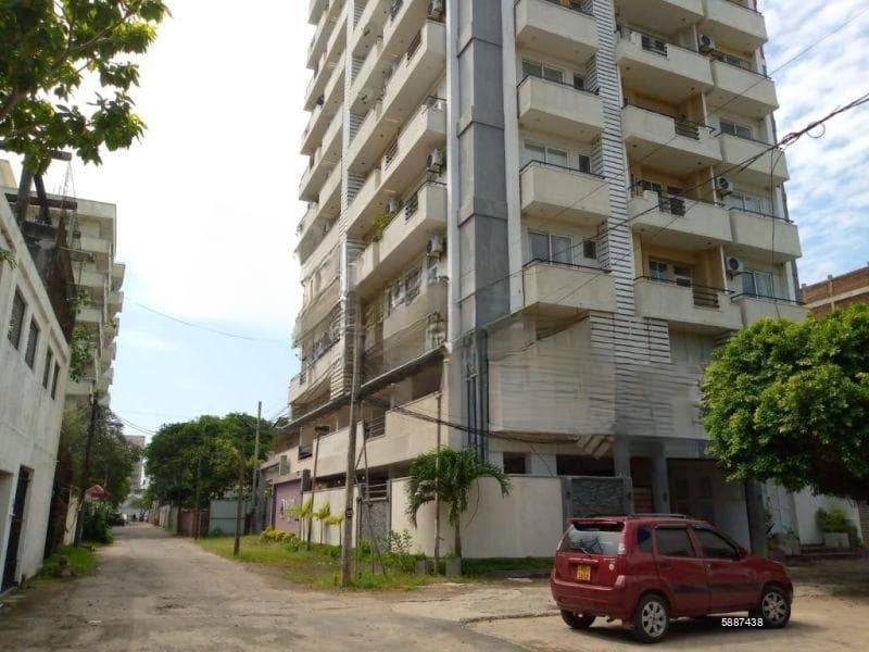 Apartment For Sale In Colombo 5 ( File No 2075b/1)