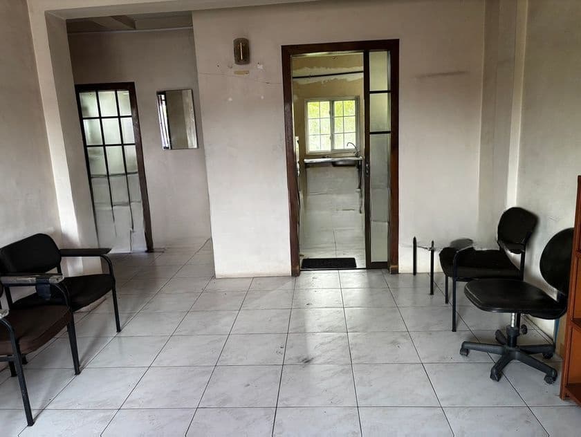 2 Bedroom Flat For Sale In Colombo 8