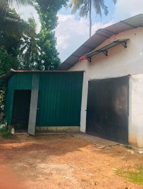 Wear house /storage for rent kanada