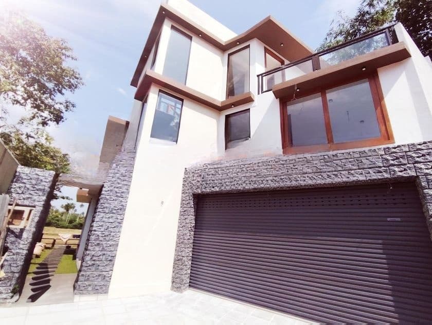BRAND NEW THREE STOREY HOUSE FOR SALE IN KOTTAWA POLGASOWITA