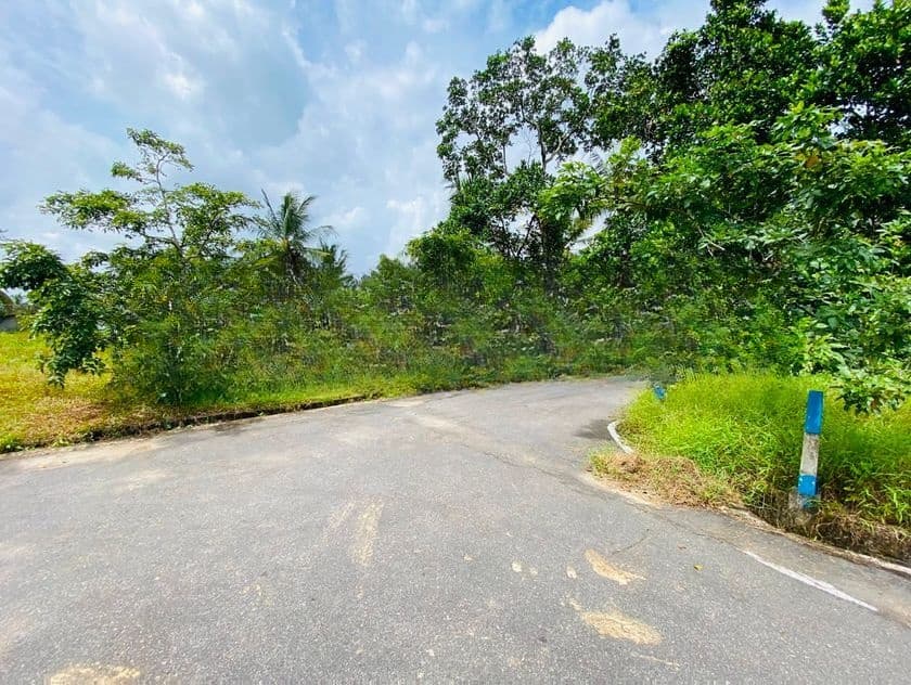 6.65 Perches Land For Sale Malabe Kahanthta Road