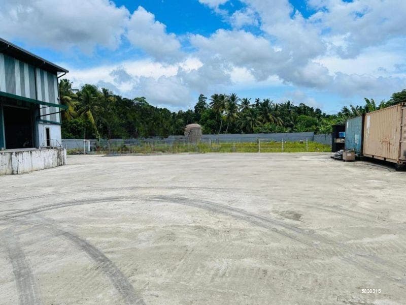 🚨 *30,000 Sqft Secured Yard Space For Rent – Wattala | Enderamulla* 🚨 Equipment Yard | Vehicle Yard |commercial Use