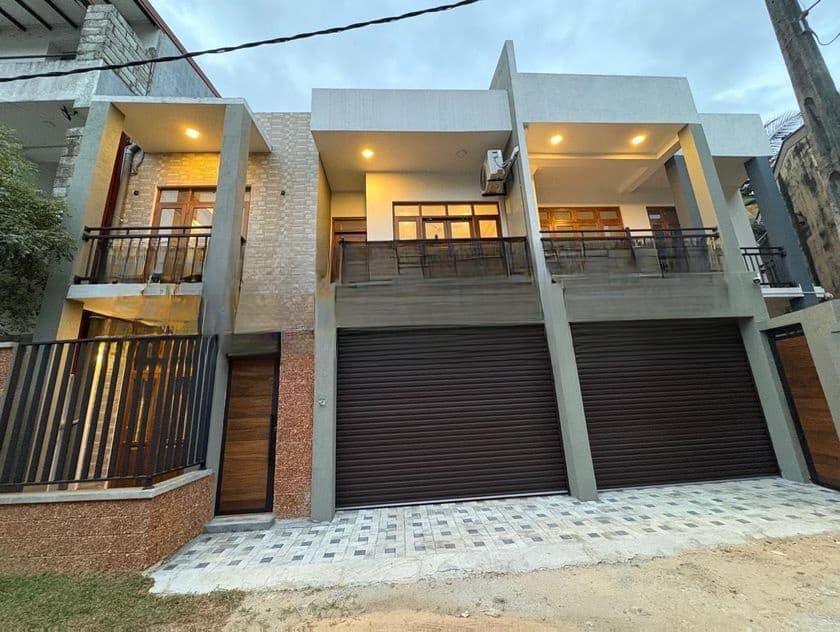 Spacious Furnished Family Home for Rent in Hiripitiya