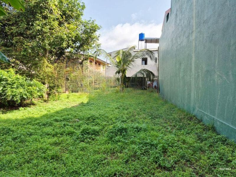 10.95P High Residential Bare Land For Sale In Nawala