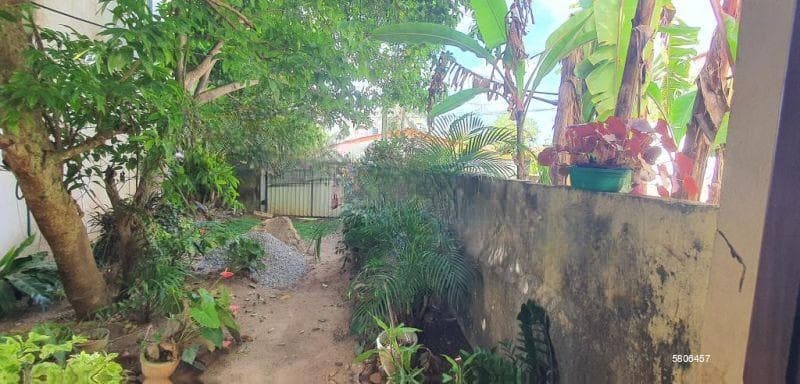 Prime 10.2 Perch Residential Land in Nawala (SL 14270)