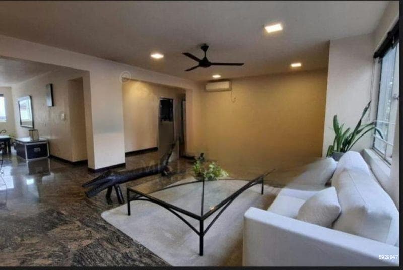 Rock Res - 03 Bedroom Unfurnished Apartment for Sale in Colombo 07 (A6381)