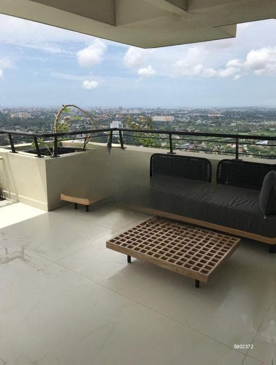 Luxury 3BR Fully-Furnished Apartment for Rent at Clearpoint Residencies