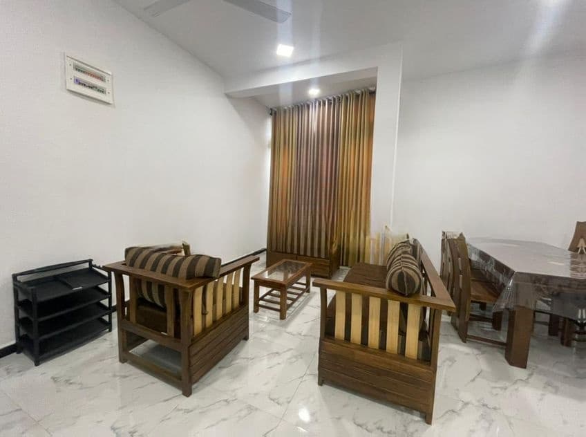 Dehiwala Apartment Available for Long-Term Rent. Property Code: (CSM102)