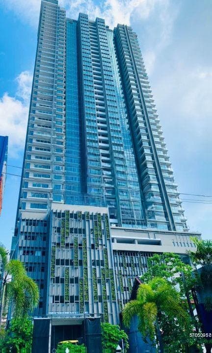Luna Tower, Colombo 2, Luxury 3 Bed Rooms Apartment For Sale