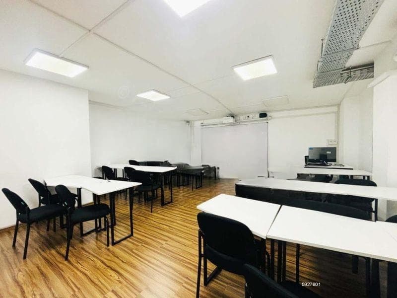 Commercial Building for Rent in Colombo 07