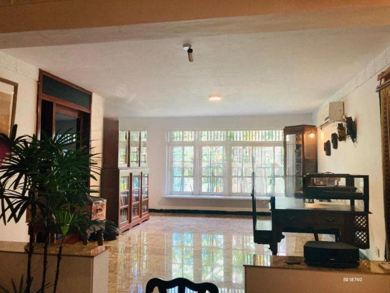 Eco-Friendly 4 bedroom House for Sale in Longdon Place