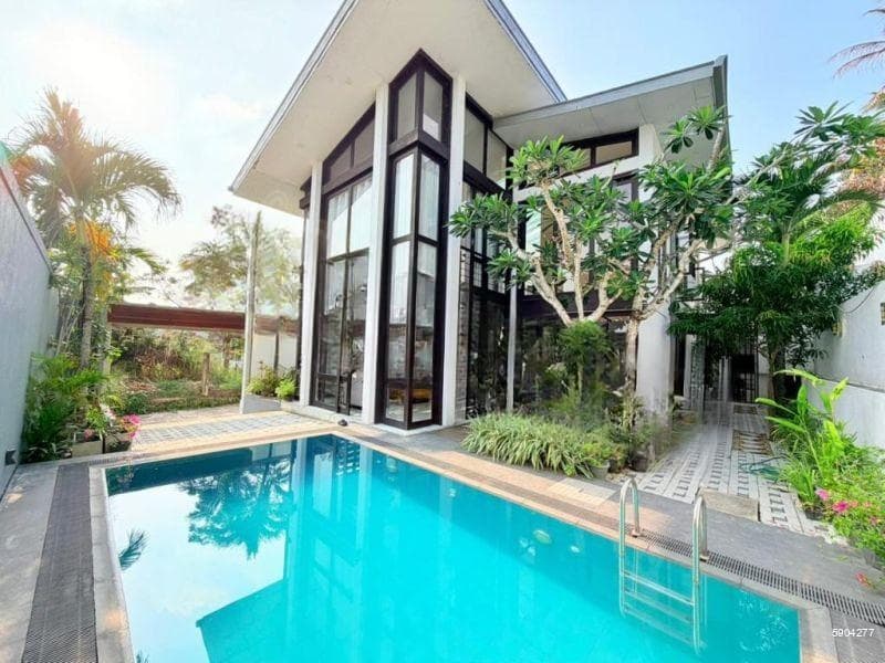 Battramulla Luxury House for Sale in prime location