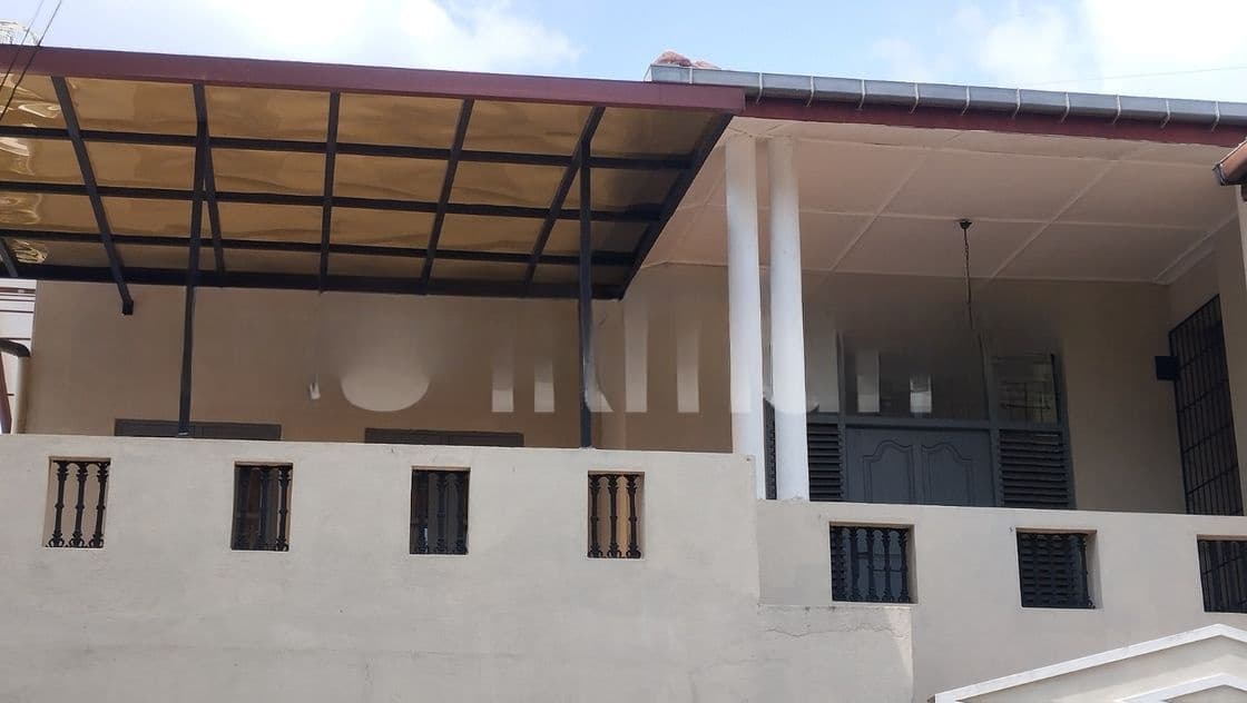 BATTARAMULLA : 2BR (1200sqft) LUXURY ANNEXE FOR RENT