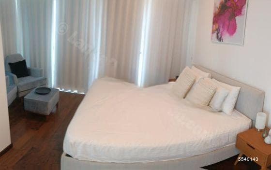 Luxurious 3 bed room at Twin peak.