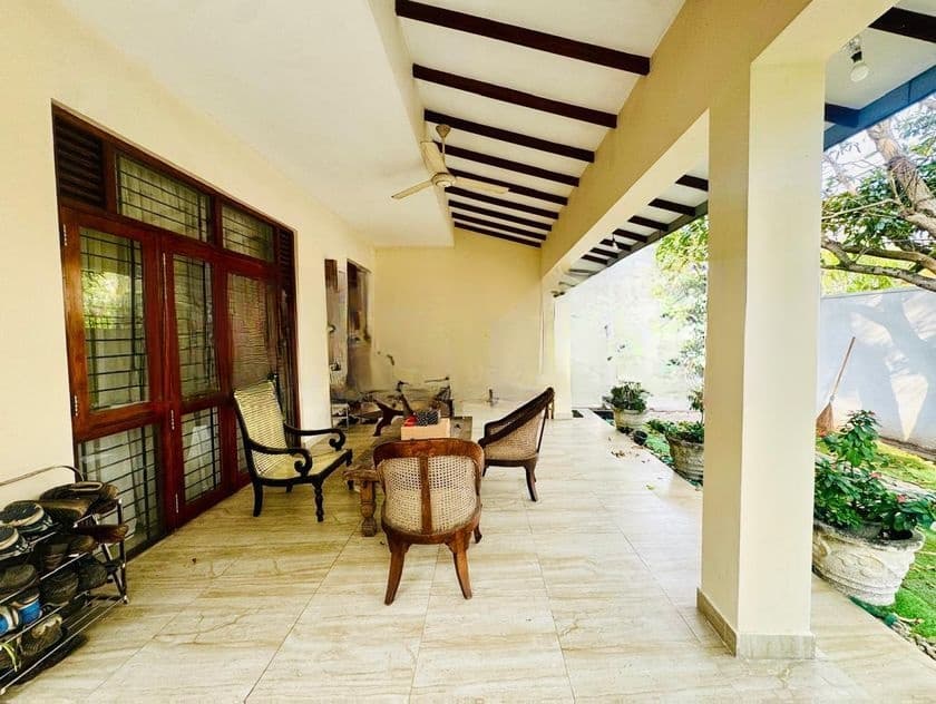 5BR Luxury House with Large Garden Modern Facilities-Boralesgamuwa
