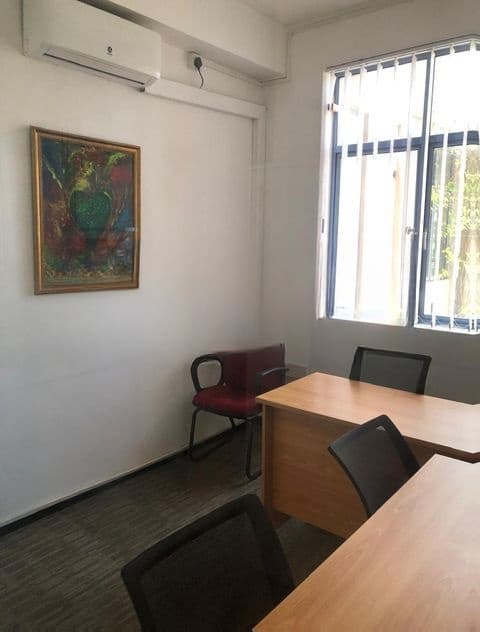 Business Hub with Co-working Stations on Galle Road - Colpetty