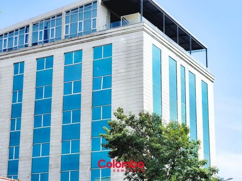 60,000 sqft Main Road Frontage Modern Commercial Building for SALE – Duplication Road / R.A. De Mel Mawatha, Colombo 4